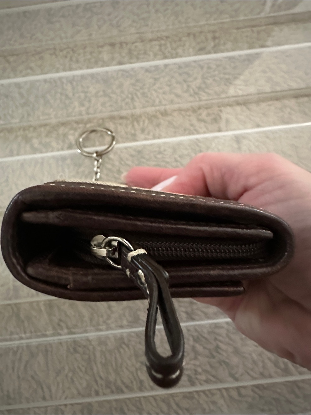EUC Vintage Coach Brown Signature Canvas Key & Card Holder Wallet - Picture 11 of 11